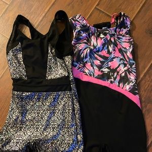 2 leotards